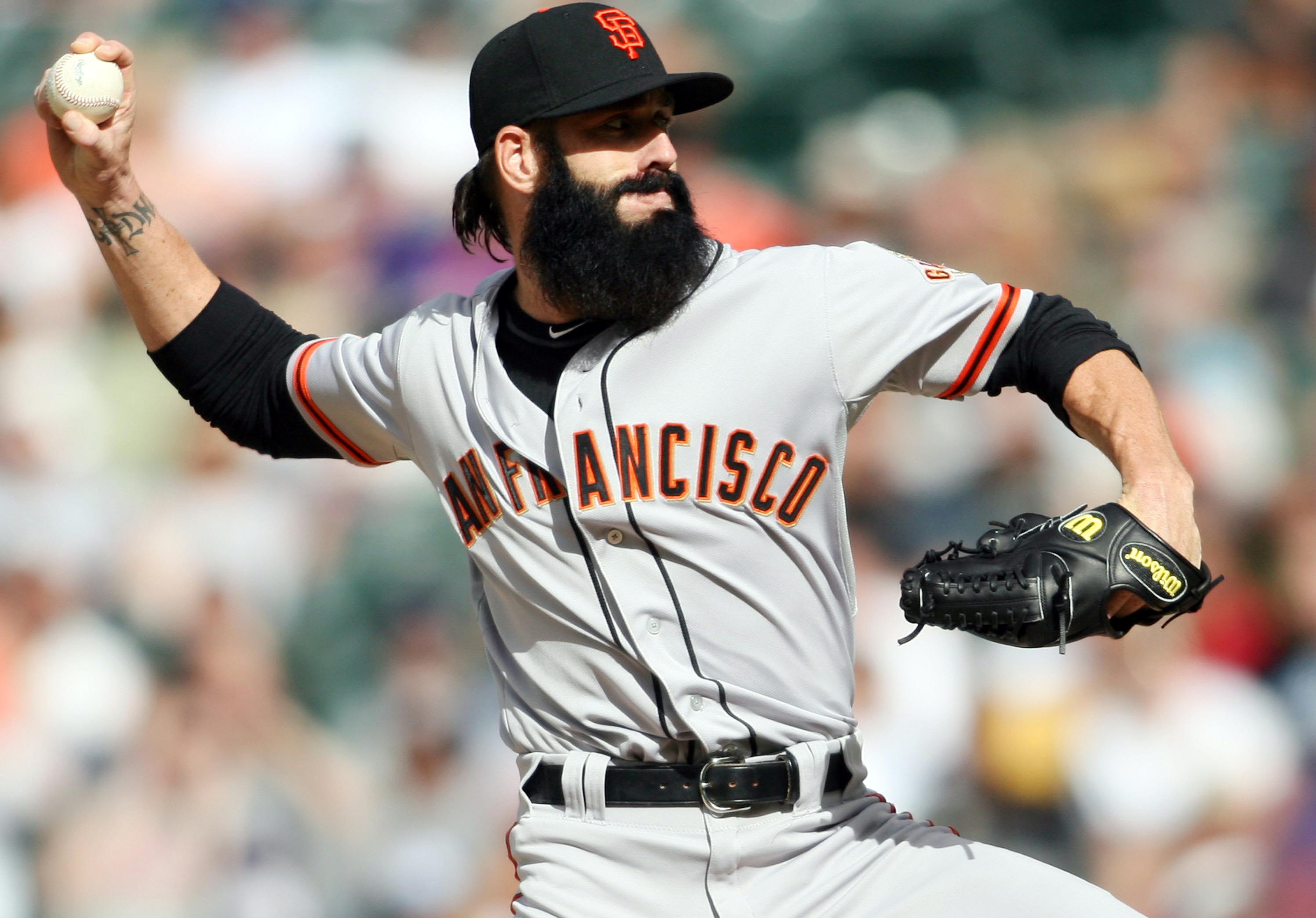 Dodgers sign reliever Brian Wilson to 1-year deal